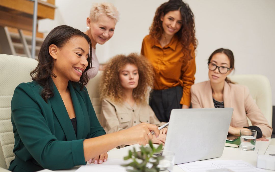 De l&rsquo;ombre à la lumière : L&rsquo;ascension des femmes dans le monde du travail