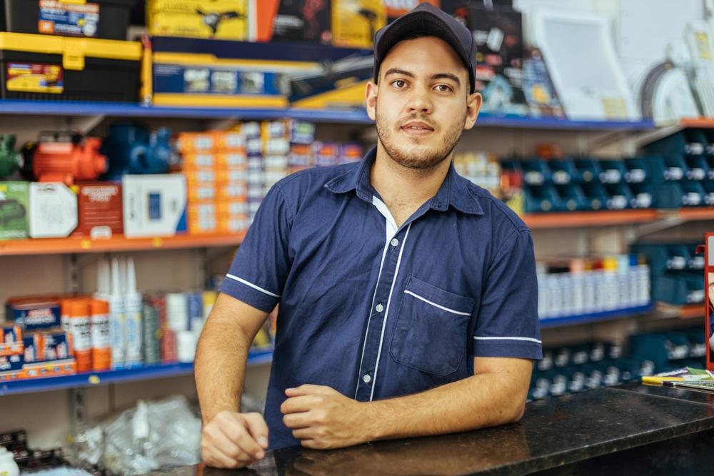 Young,Latin,Man,Working,In,Hardware,Store